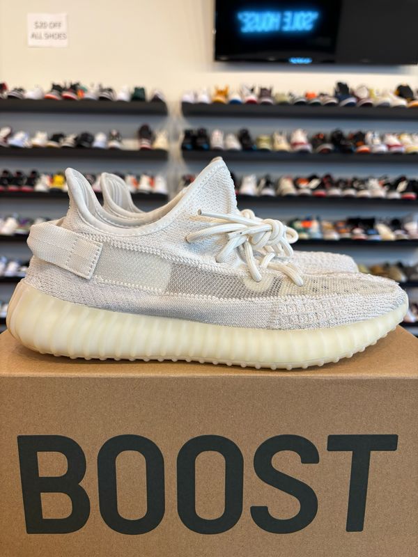 Yeezy 350 V2 Bone Size 8 Pre-Owned
