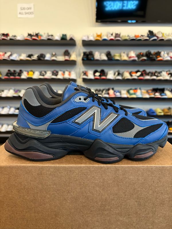 New Balance 9060 Dark Royal Size 8.5 Pre-Owned (No Box)