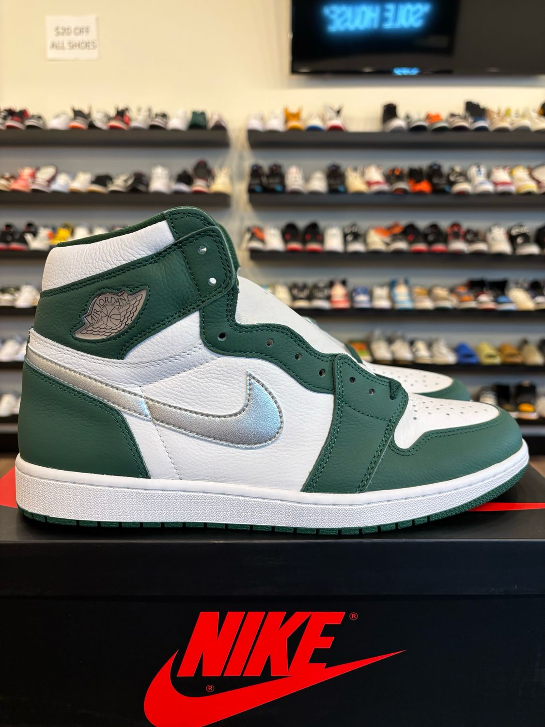 Jordan 1 Gorge Green Size 13 Brand New