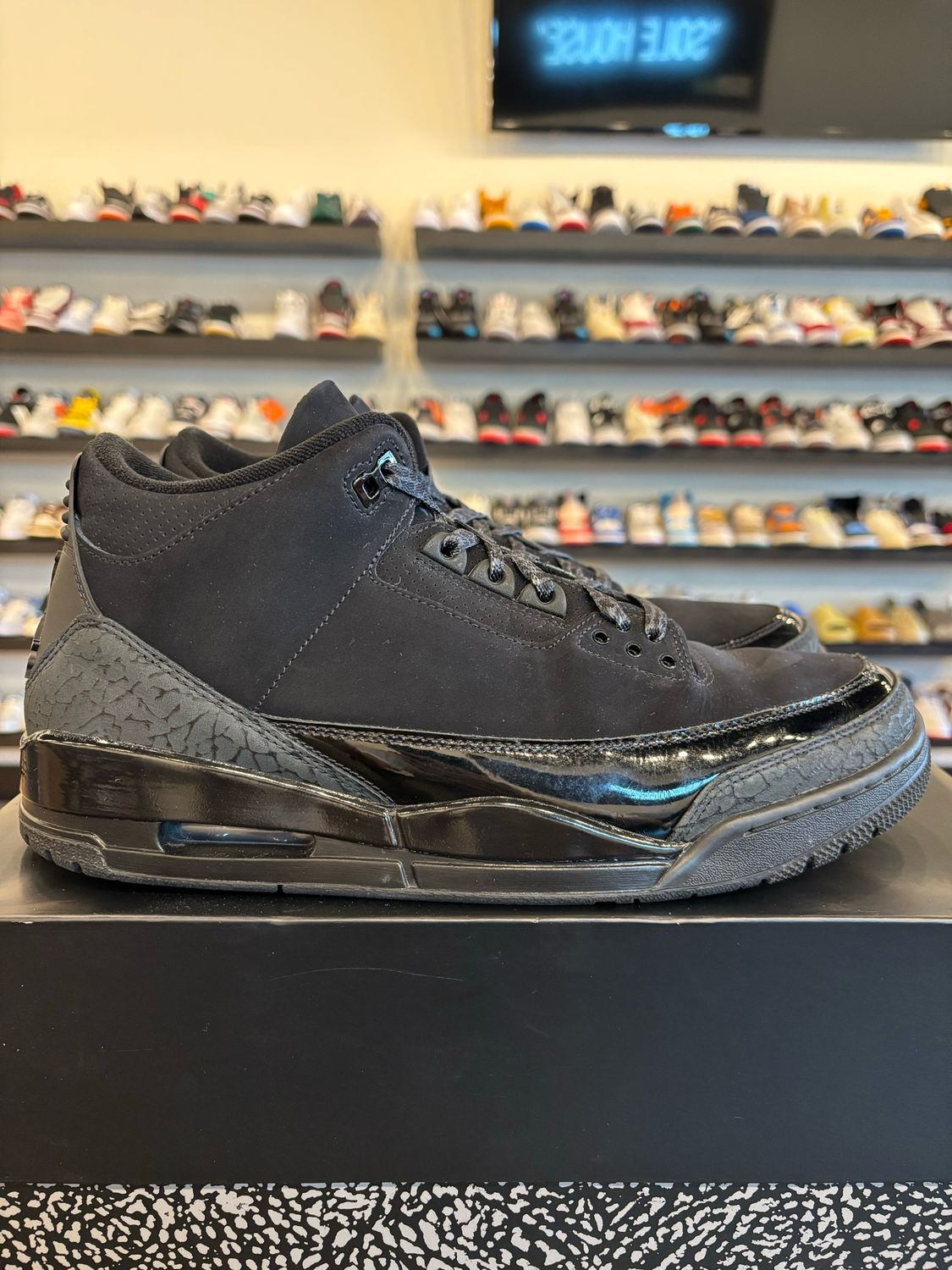 Jordan 3 Black Cat 2025 Size 11.5 Pre-Owned