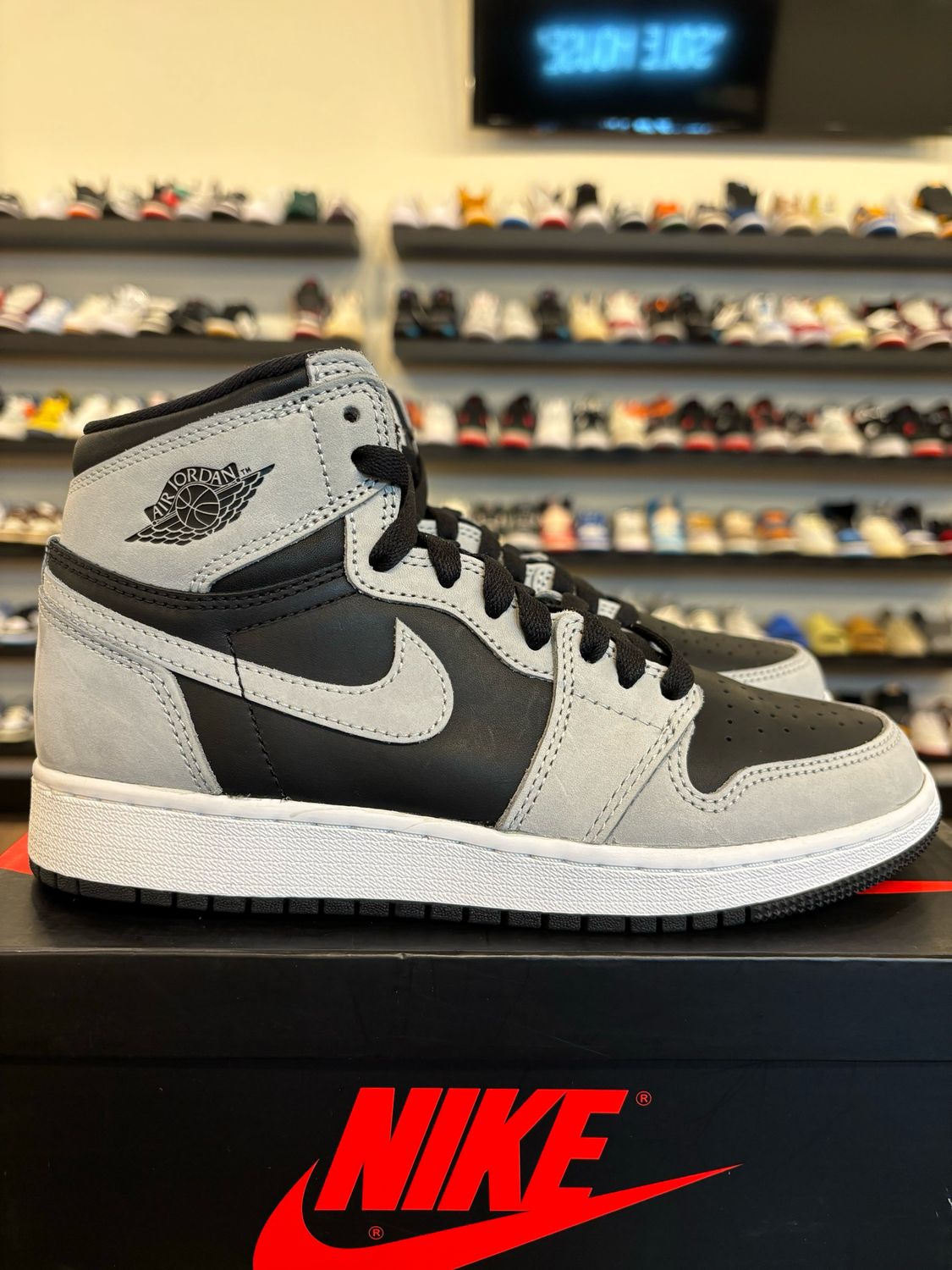 Jordan 1 Shadow 2.0 Size 5Y (6.5W) Pre-Owned