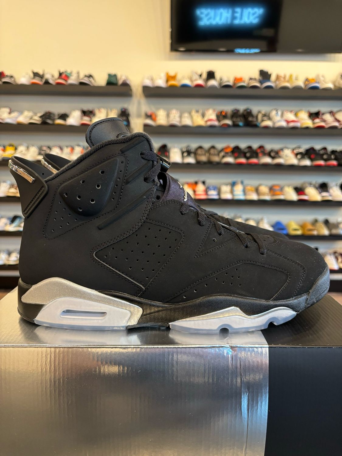 Jordan 6 Chrome Size 13 Pre-Owned