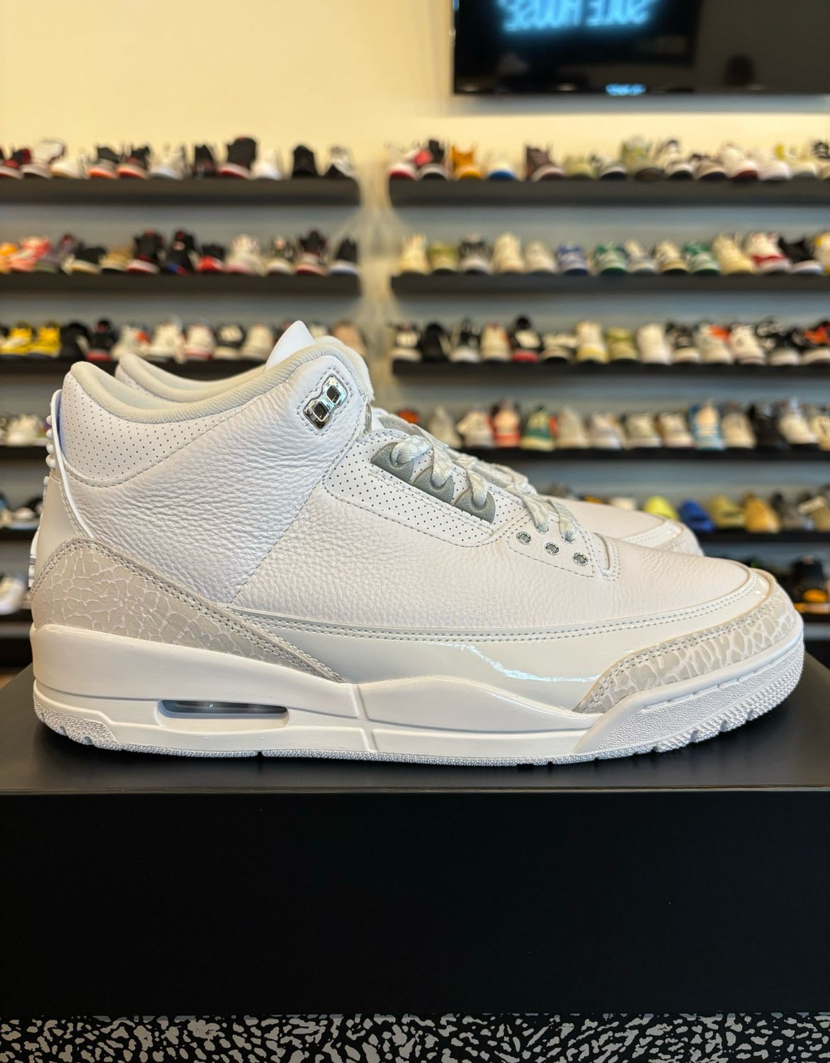 Jordan 3 Pure Money 2025 Size 11.5 Brand New
