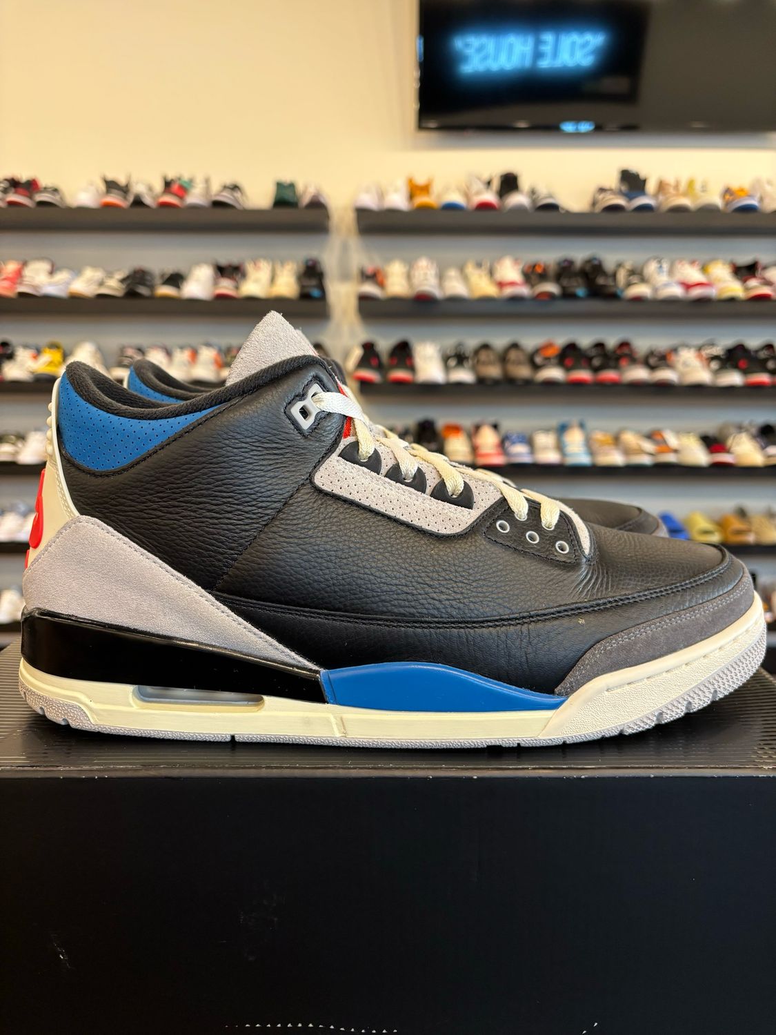 Jordan 3 Rare Air Size 13 Pre-Owned