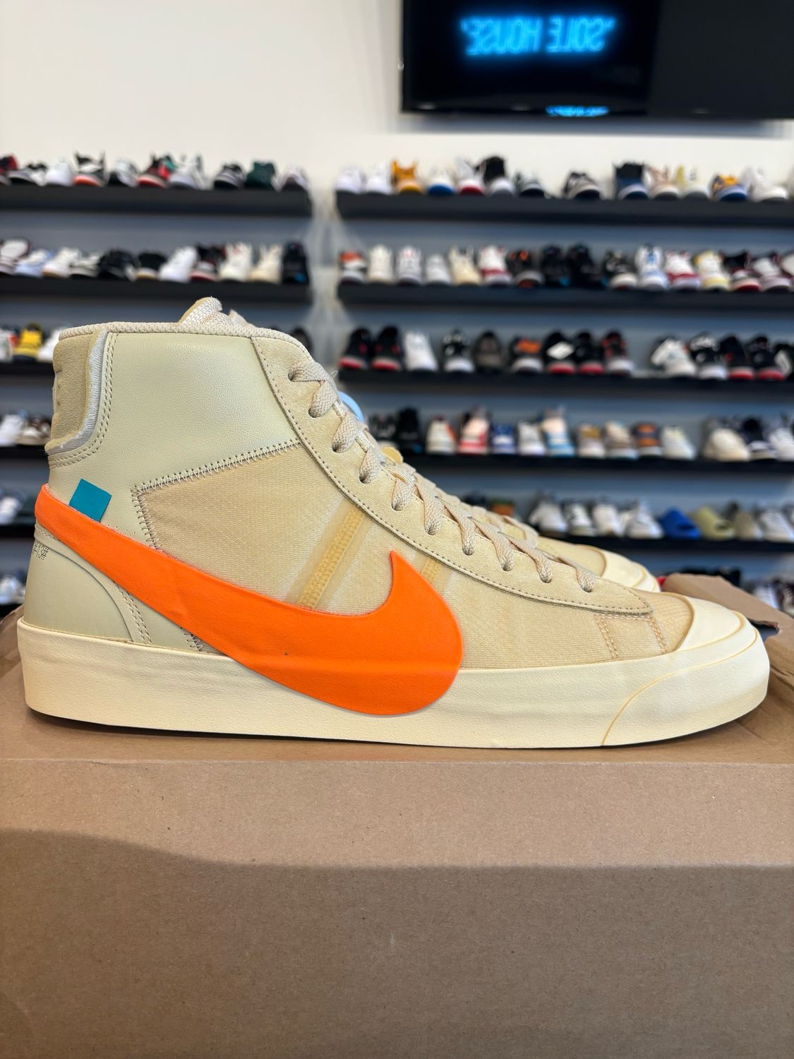 Nike Off-White Blazer Hollow&#39;s Eve Size 13 Brand New