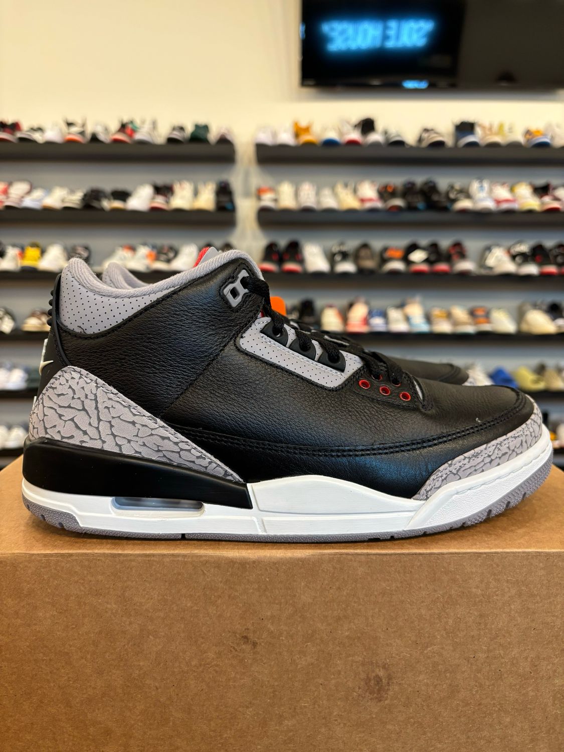 Jordan 3 Black Cement 2024 Size 8.5 Pre-Owned (No Box)