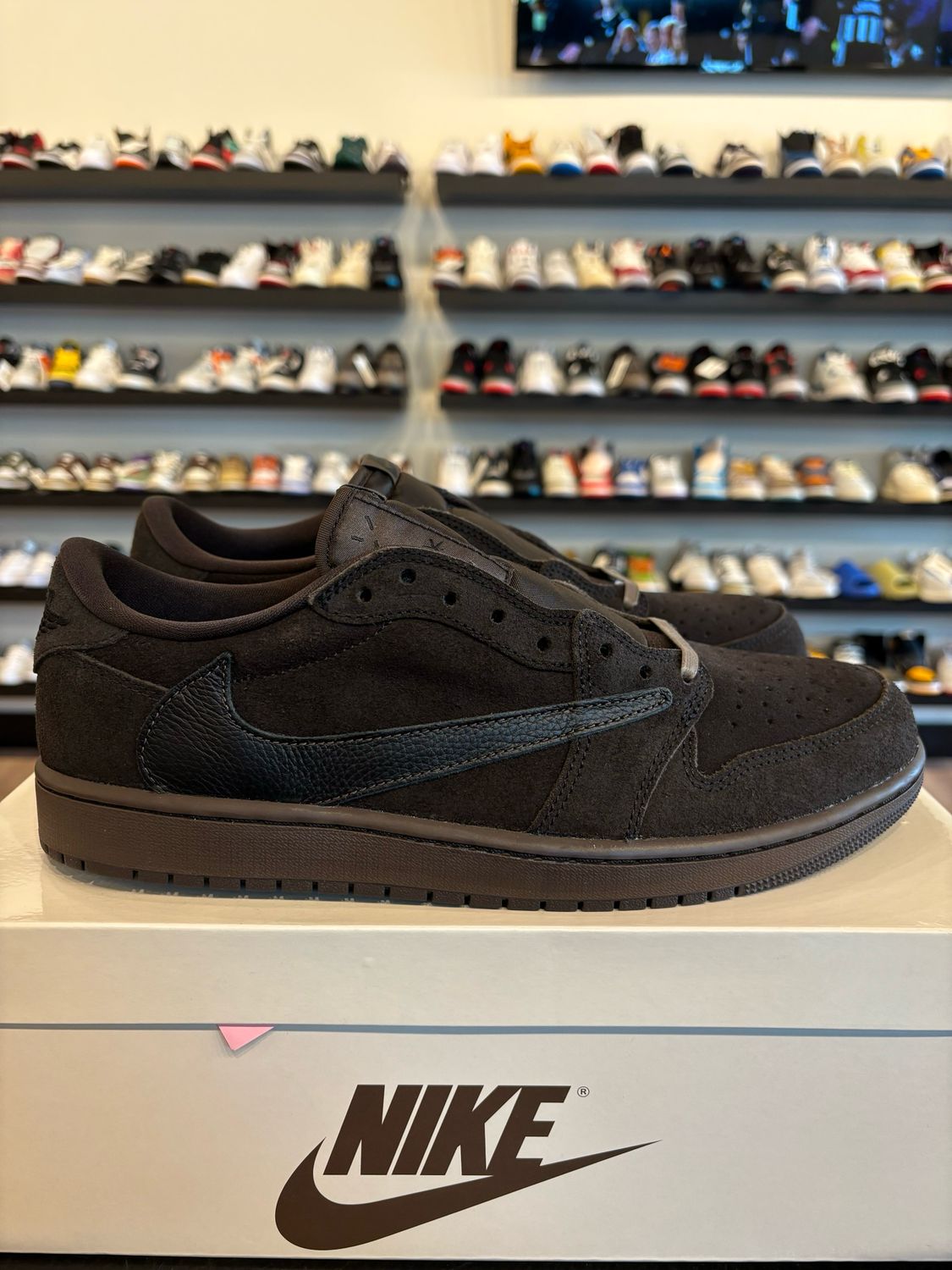Jordan 1 Low Travis Scott Velvet Brown Size 11.5 Brand New