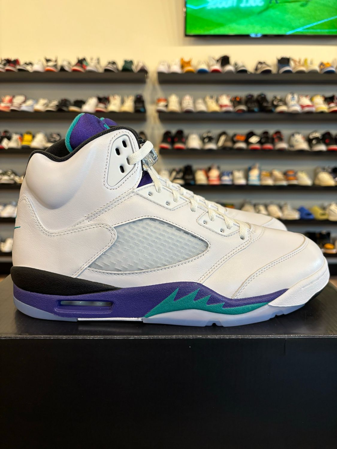Jordan 5 Grape 2025 Size 12 Brand New
