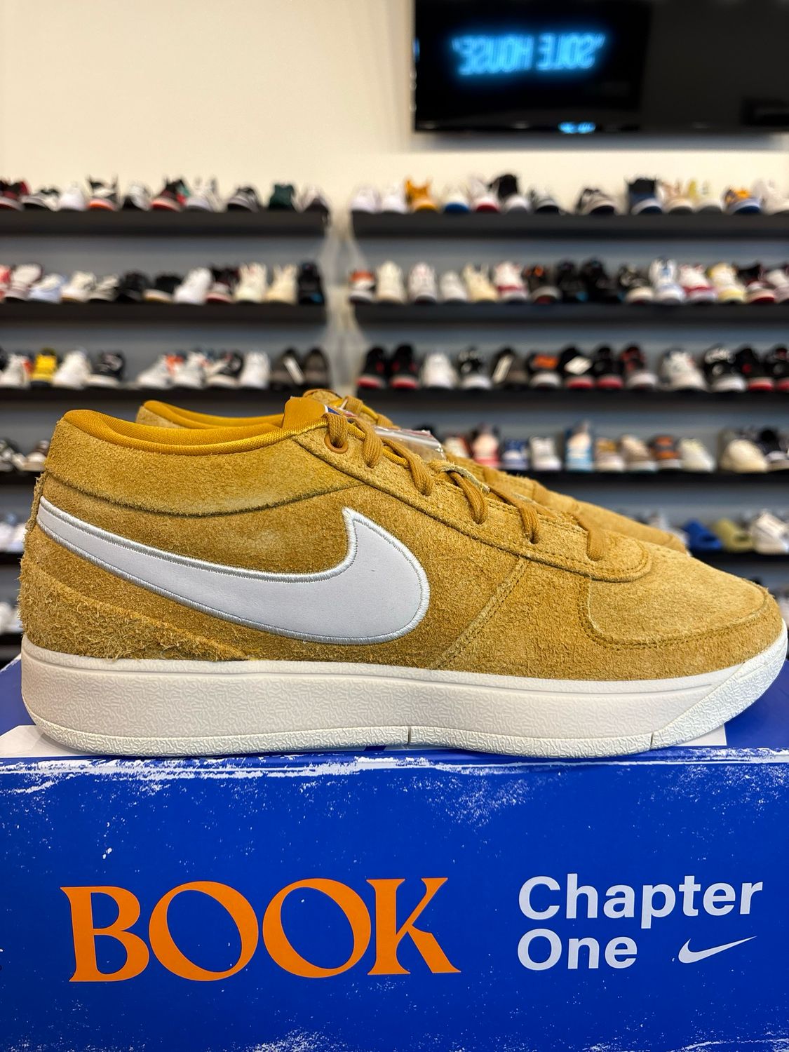 Nike Book 1 Chevy Gold Size 12 Brand New
