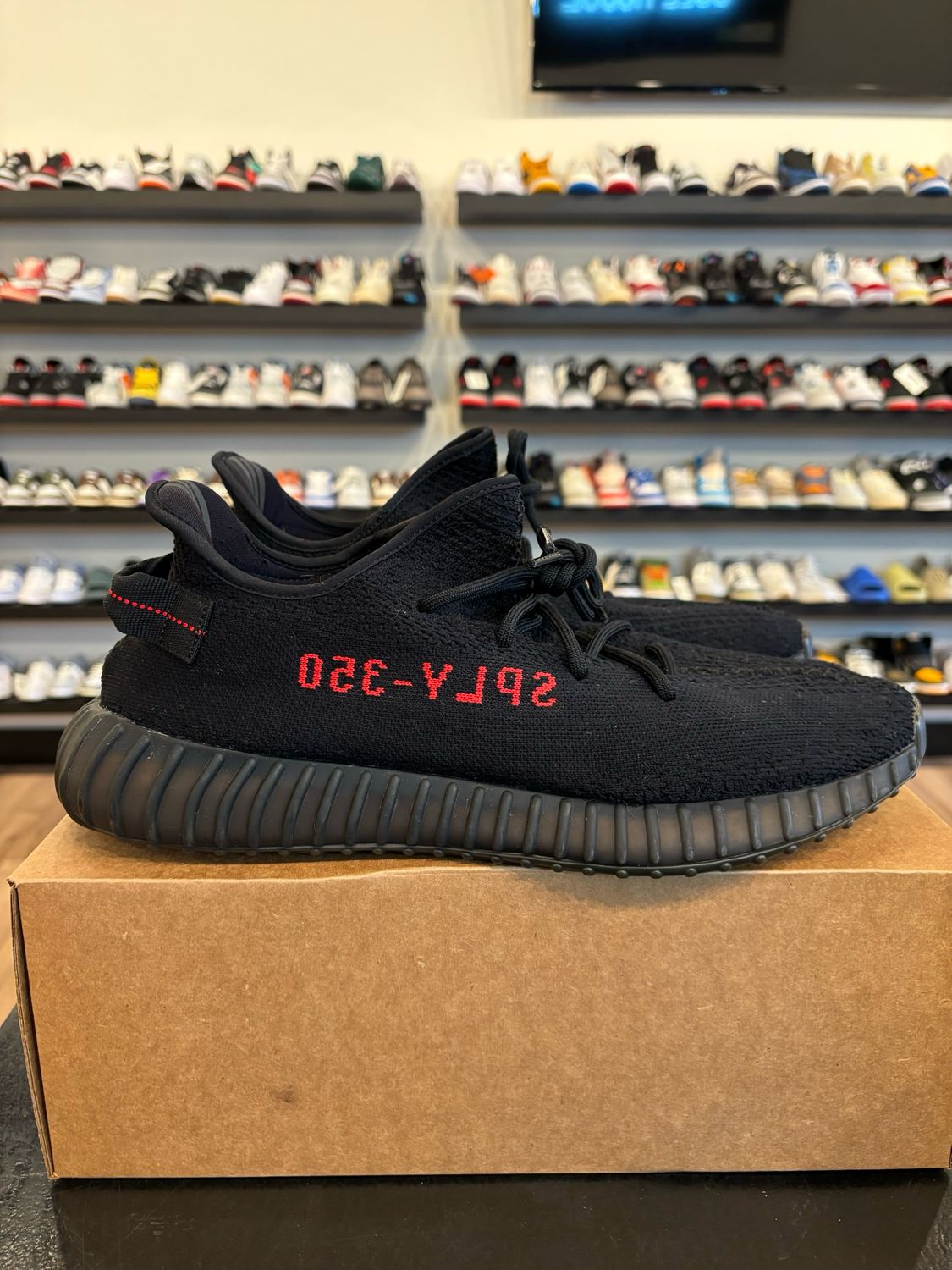 Yeezy 350 V2 Bred Size 14 Pre-Owned (No Box)