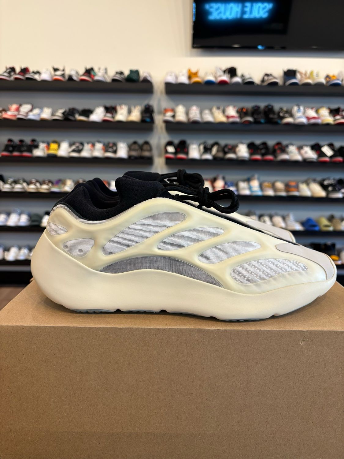 Yeezy 700 V3 Azael Size 12 Pre-Owned
