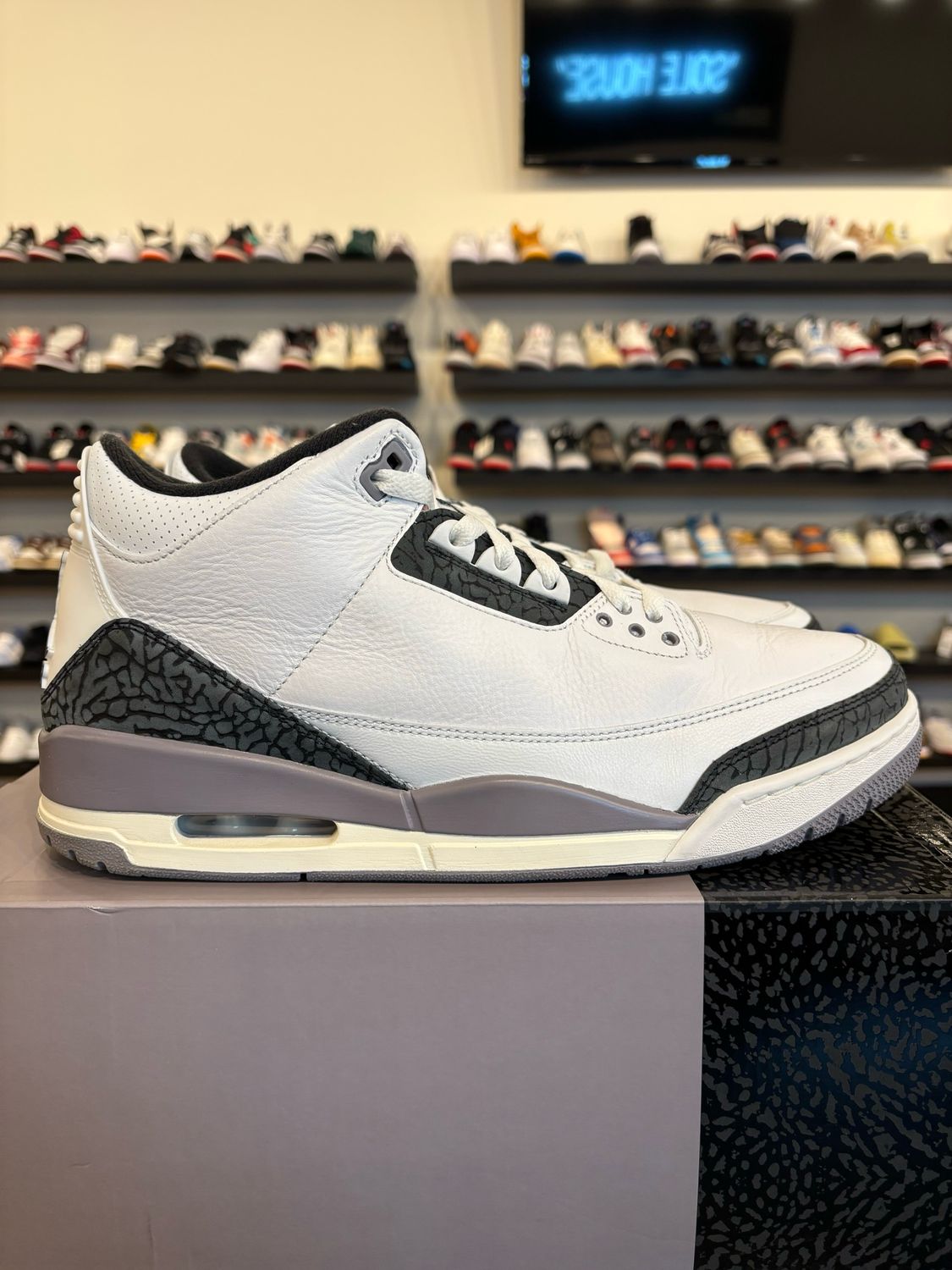 Jordan 3 Cement Grey Size 12 Pre-Owned