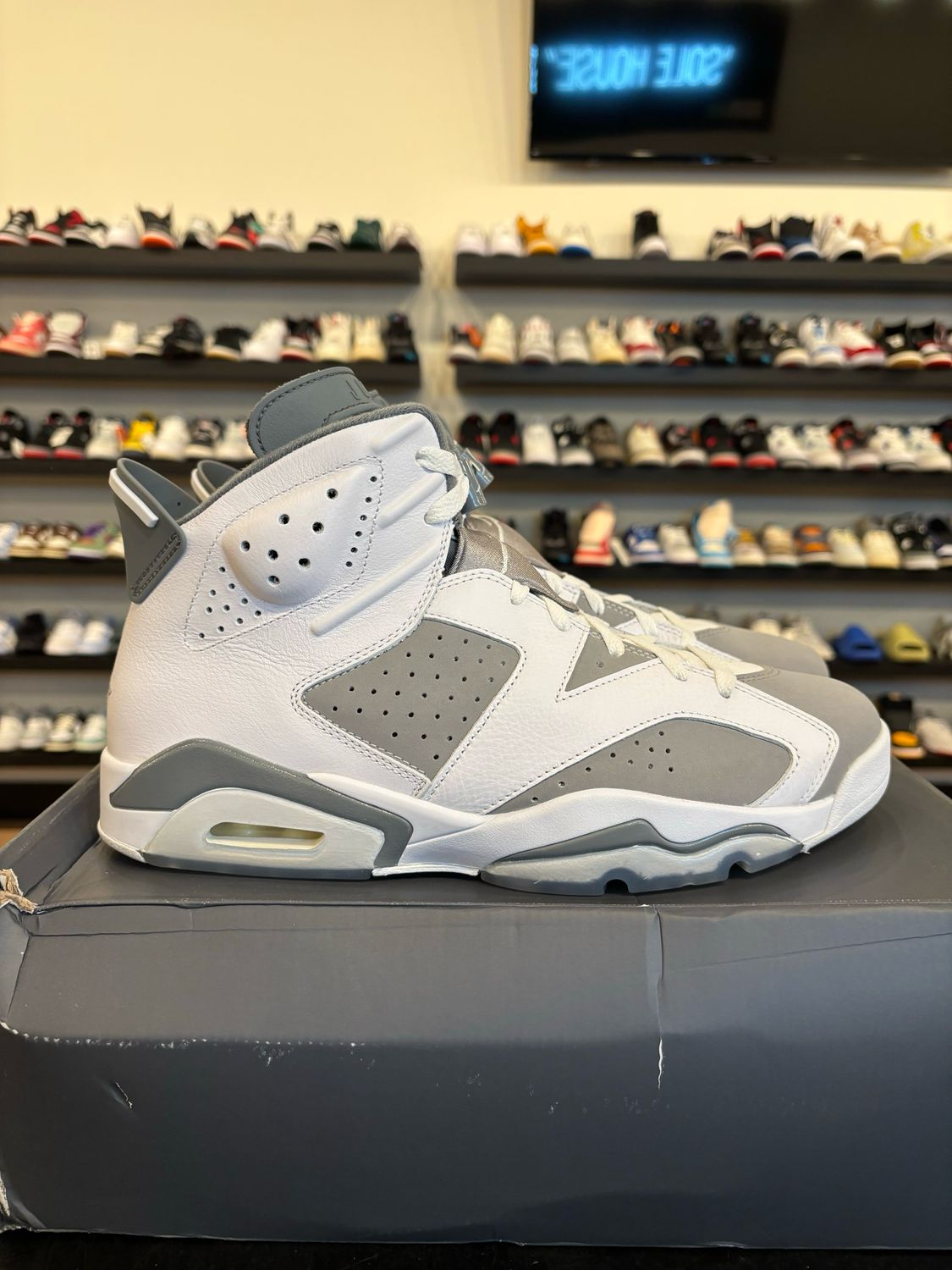 Jordan 6 Cool Grey Size 12 Pre-Owned