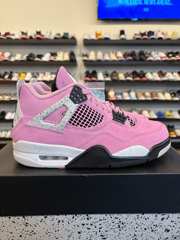 Jordan 4 Pink Orchid Size 8 (9.5W) Brand New