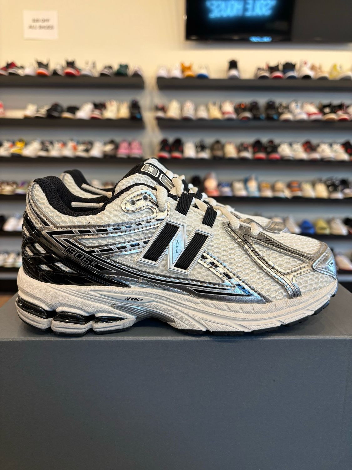 New Balance 1906R Grey Black Size 5Y (6.5W) Brand New