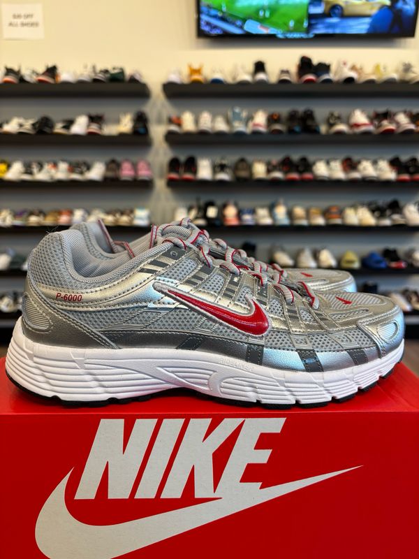 Nke P-6000 Metallic Silver Red Size 6Y (7.5W) Brand New