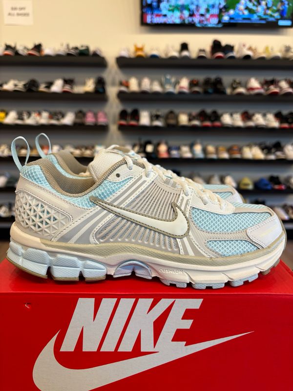 Nike Vomero 5 Glacier Blue Size 5.5Y (7W) Brand New