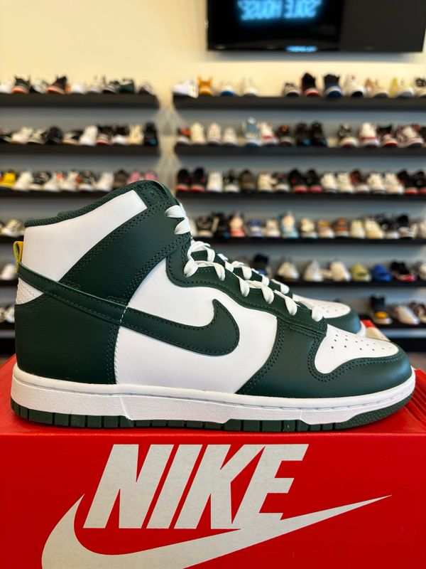 Nike Dunk High Australia Size 8 Brand New
