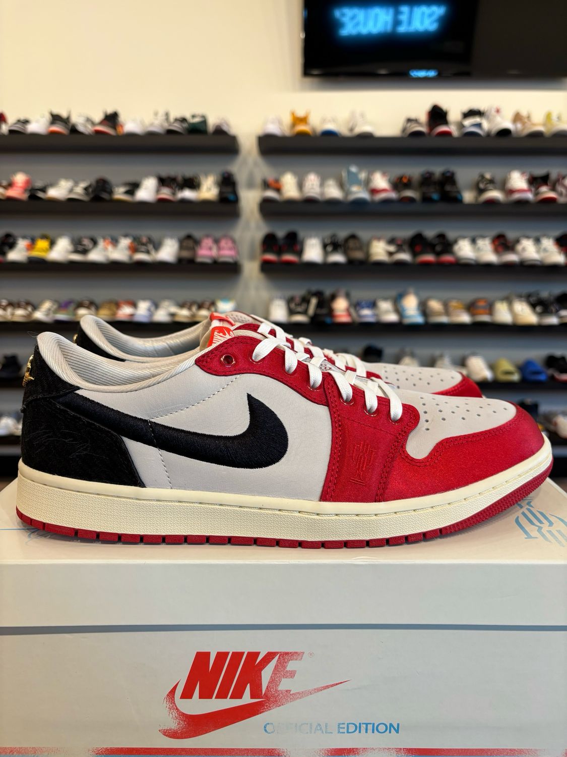 Jordan 1 Low Trophy Room Away Size 11.5 Pre-Owned
