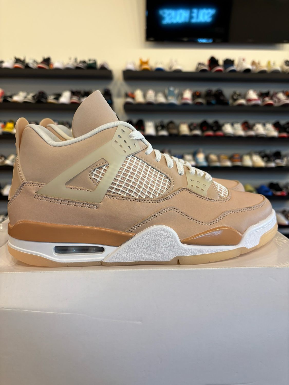 Jordan 4 Shimmer Size 8.5 (10W) Brand New