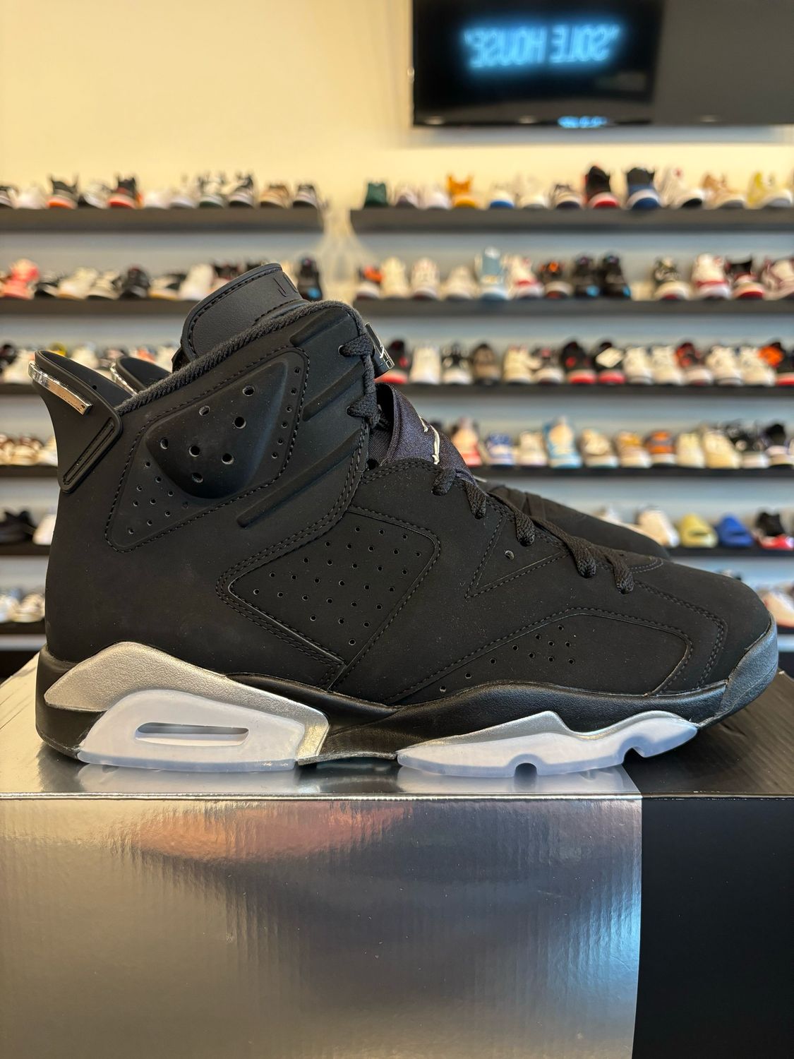 Jordan 6 Chrome Size 11 Brand New