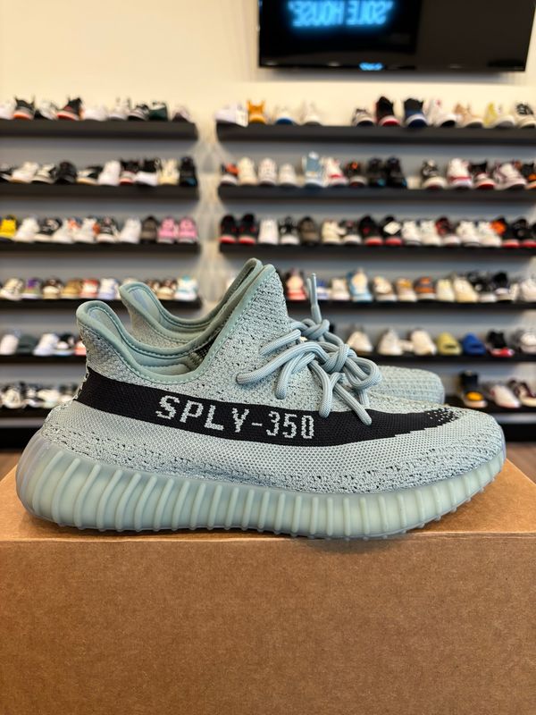 Yeezy 350 V2 Salt Size 8.5 Pre-Owned (No Box)