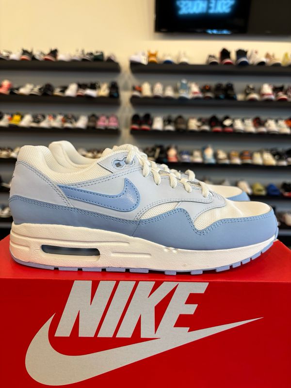 Nike Air Max 1 Ice Blue Size 6Y (7.5W) Brand New