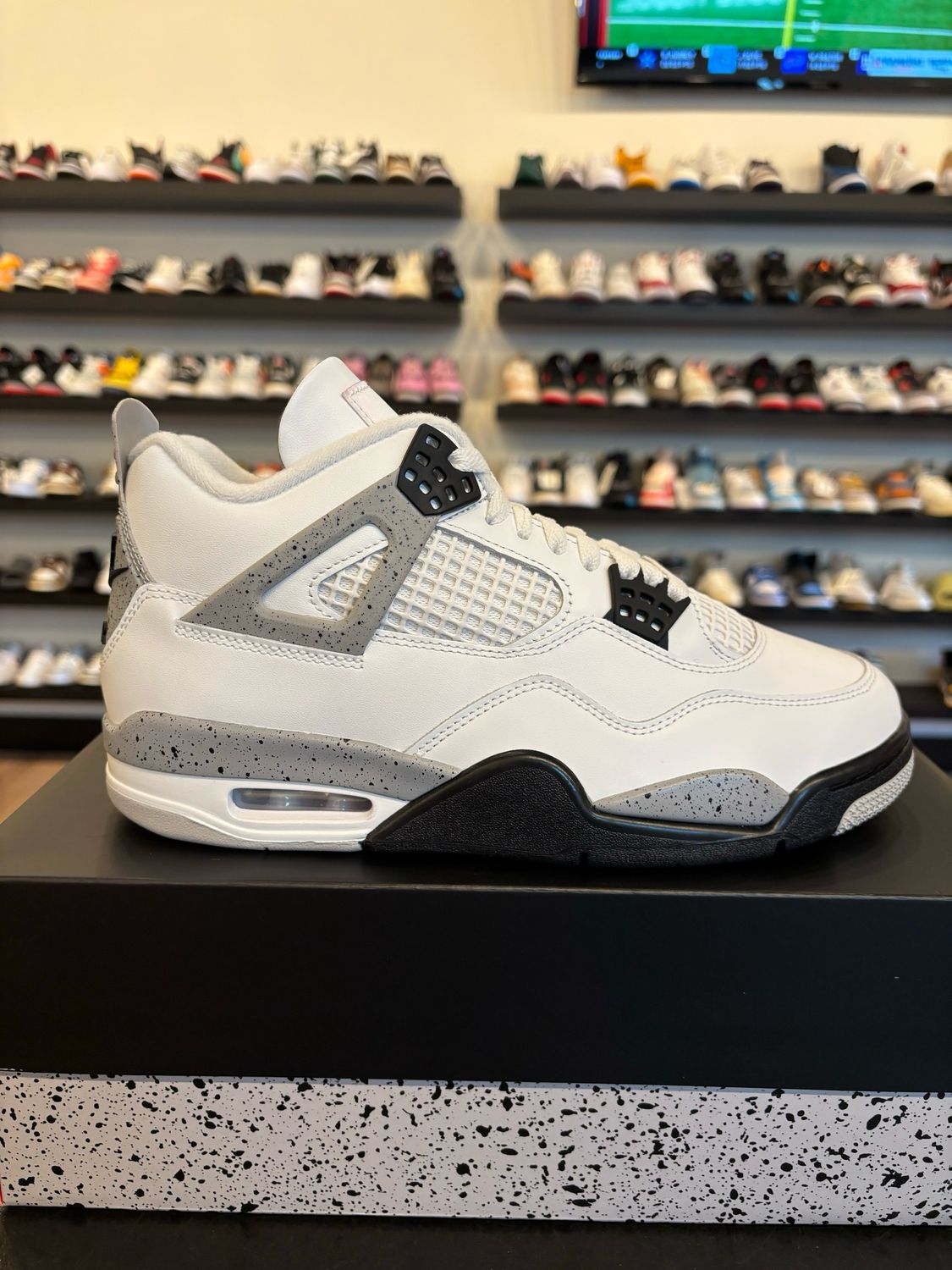 Jordan 4 White Cement 2025 Size 8.5 Brand New