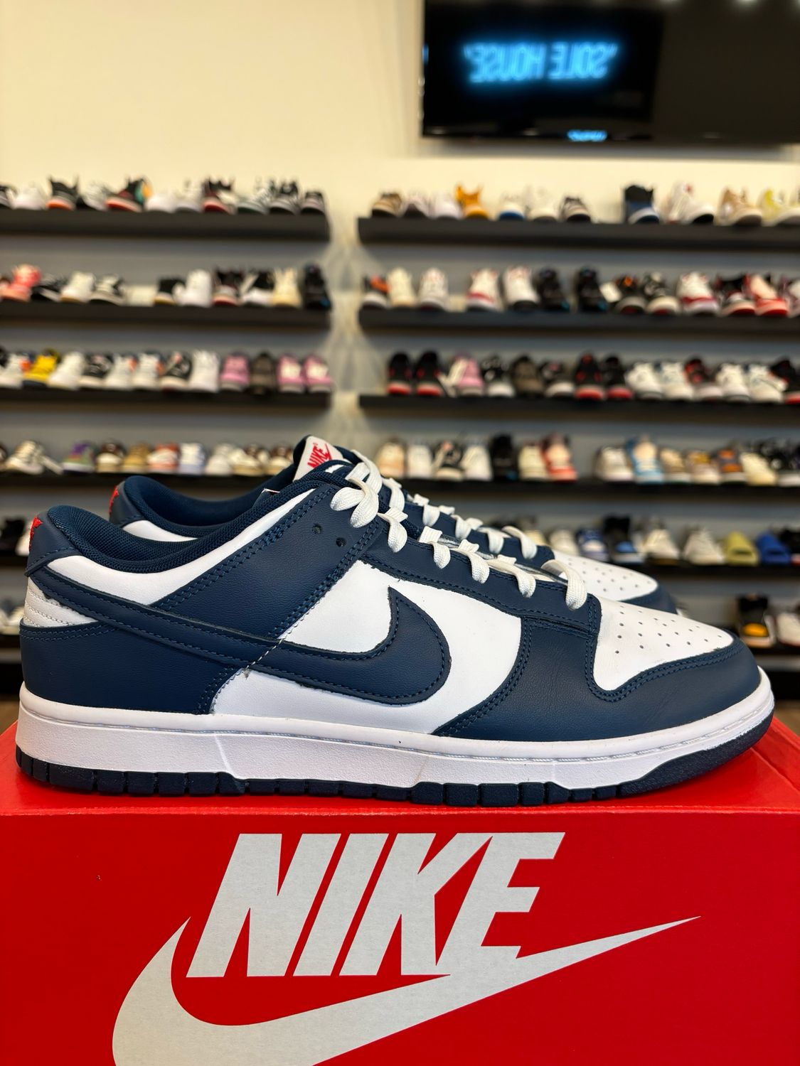 Nike Dunk Low Valerian Size 11.5 Pre-Owned