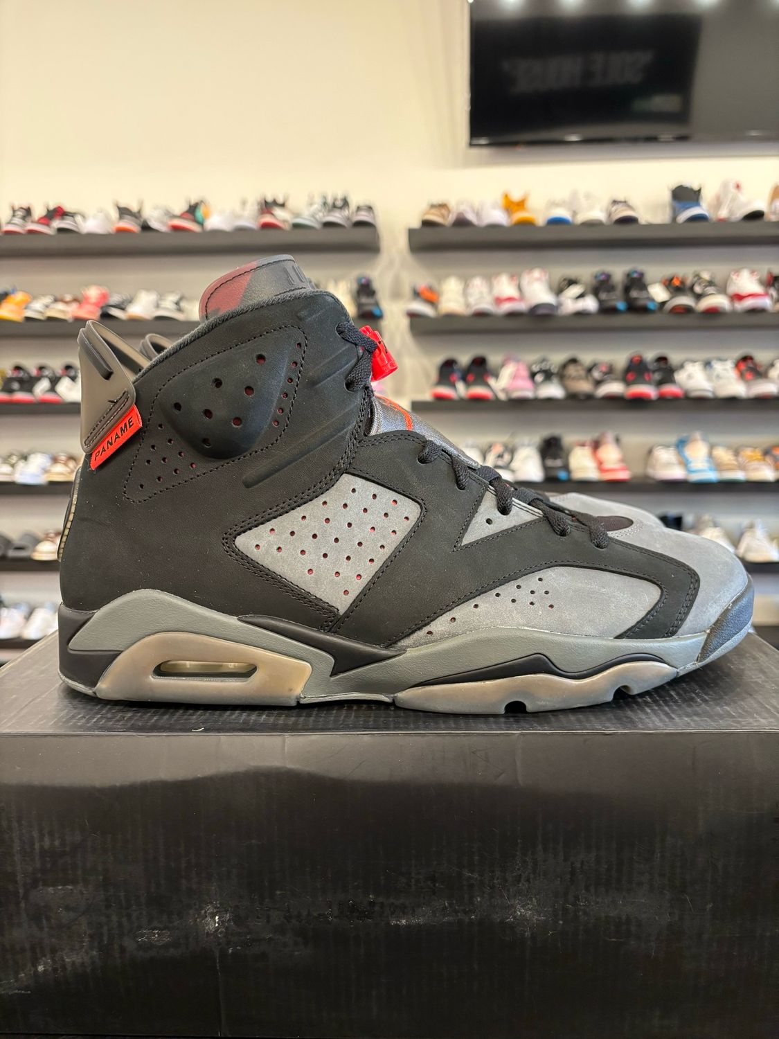 Jordan 6 PSG Size 13 Pre-Owned