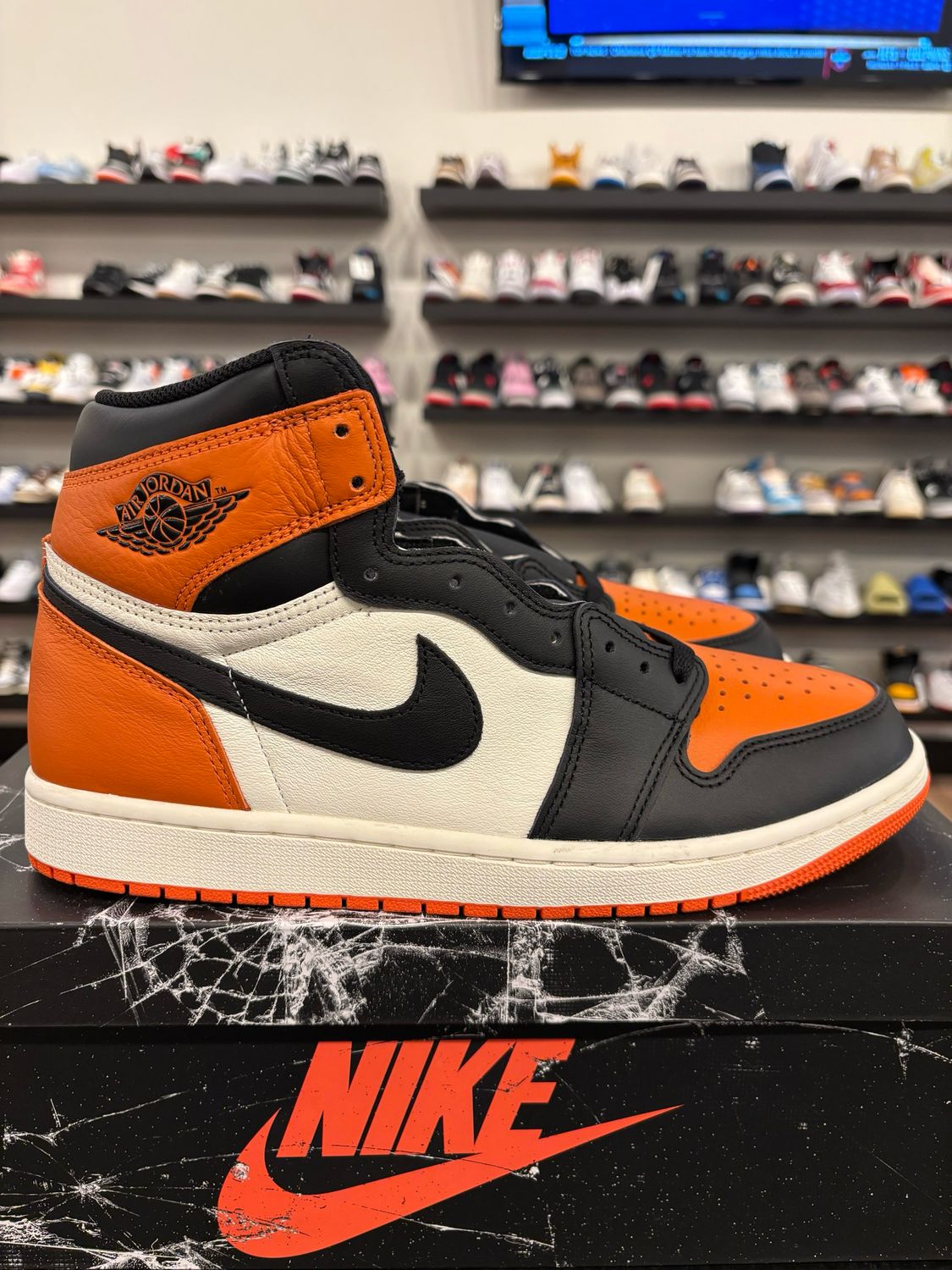 Jordan 1 Shattered Backboard 2025 Size 11 Brand New