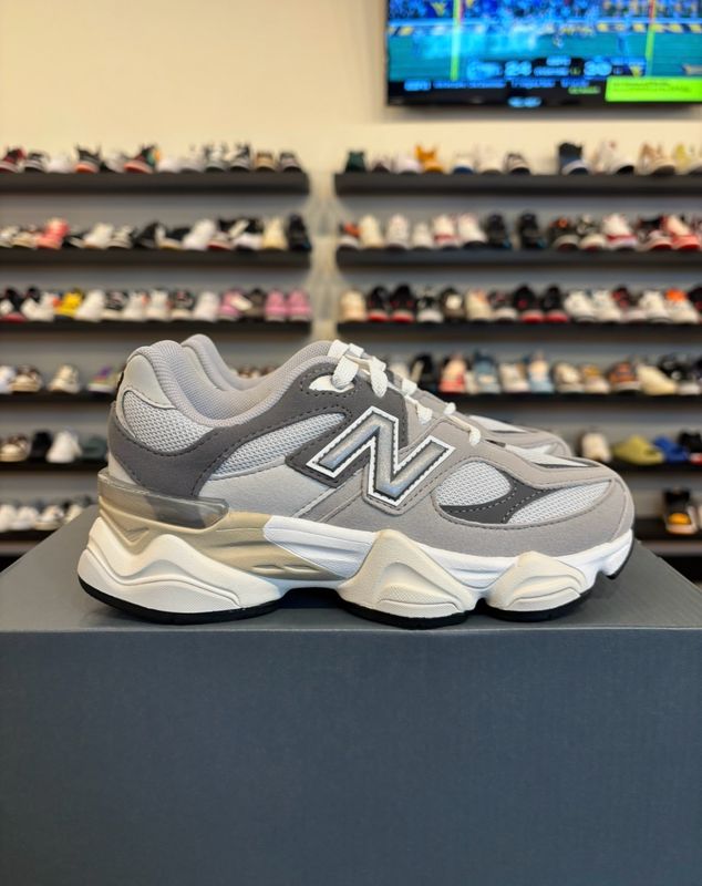 New Balance 9060 Rain Cloud Size 2Y (3.5W) Brand New