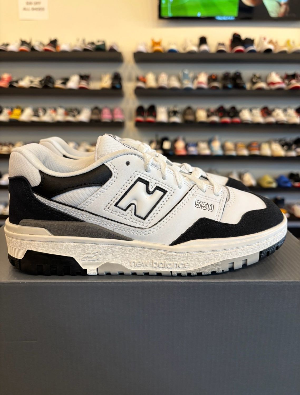 New Balance 550 White Black Size 6Y (7.5W) Brand New