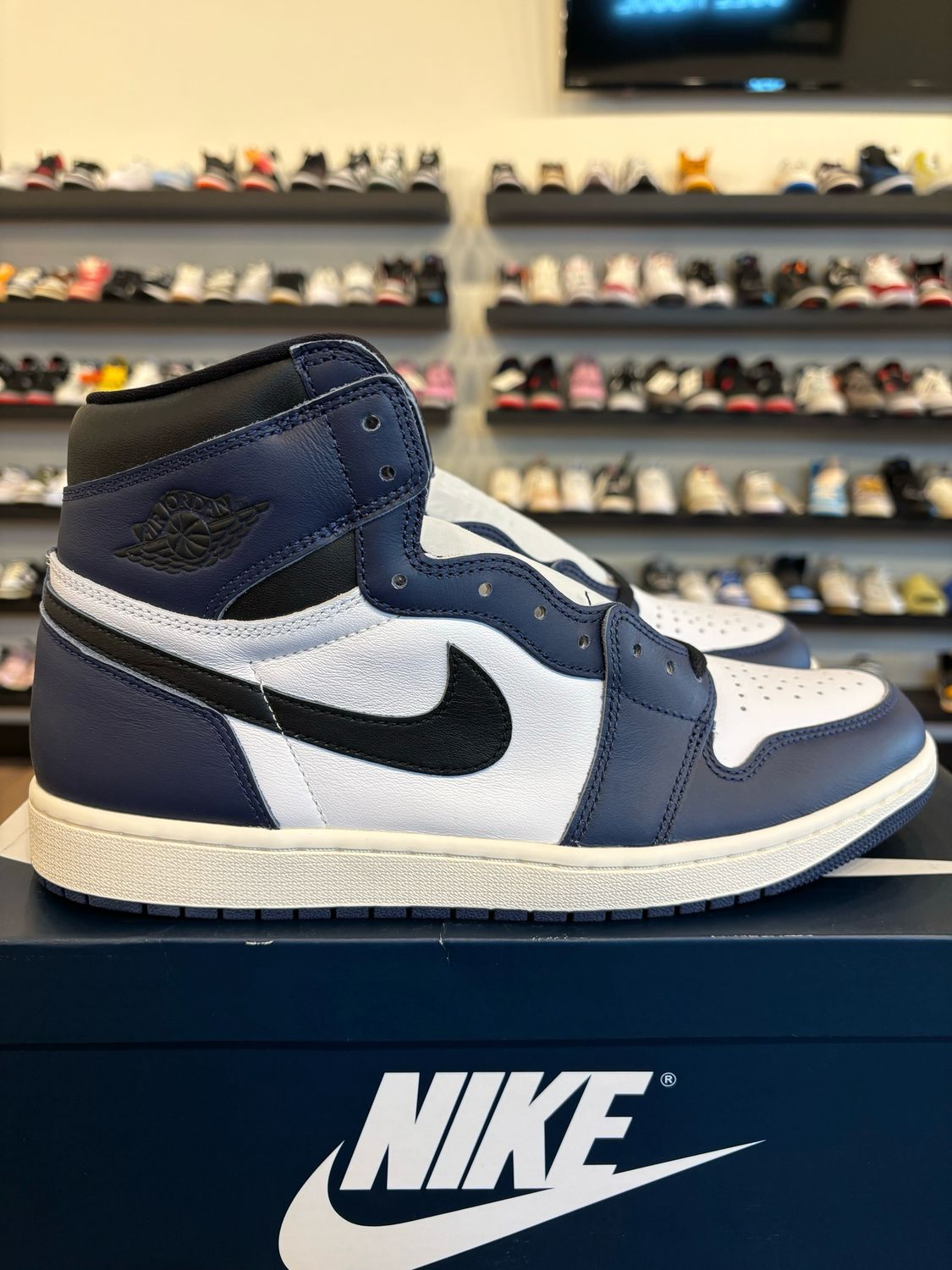 Jordan 1 Midnight Navy Size 12 Brand New