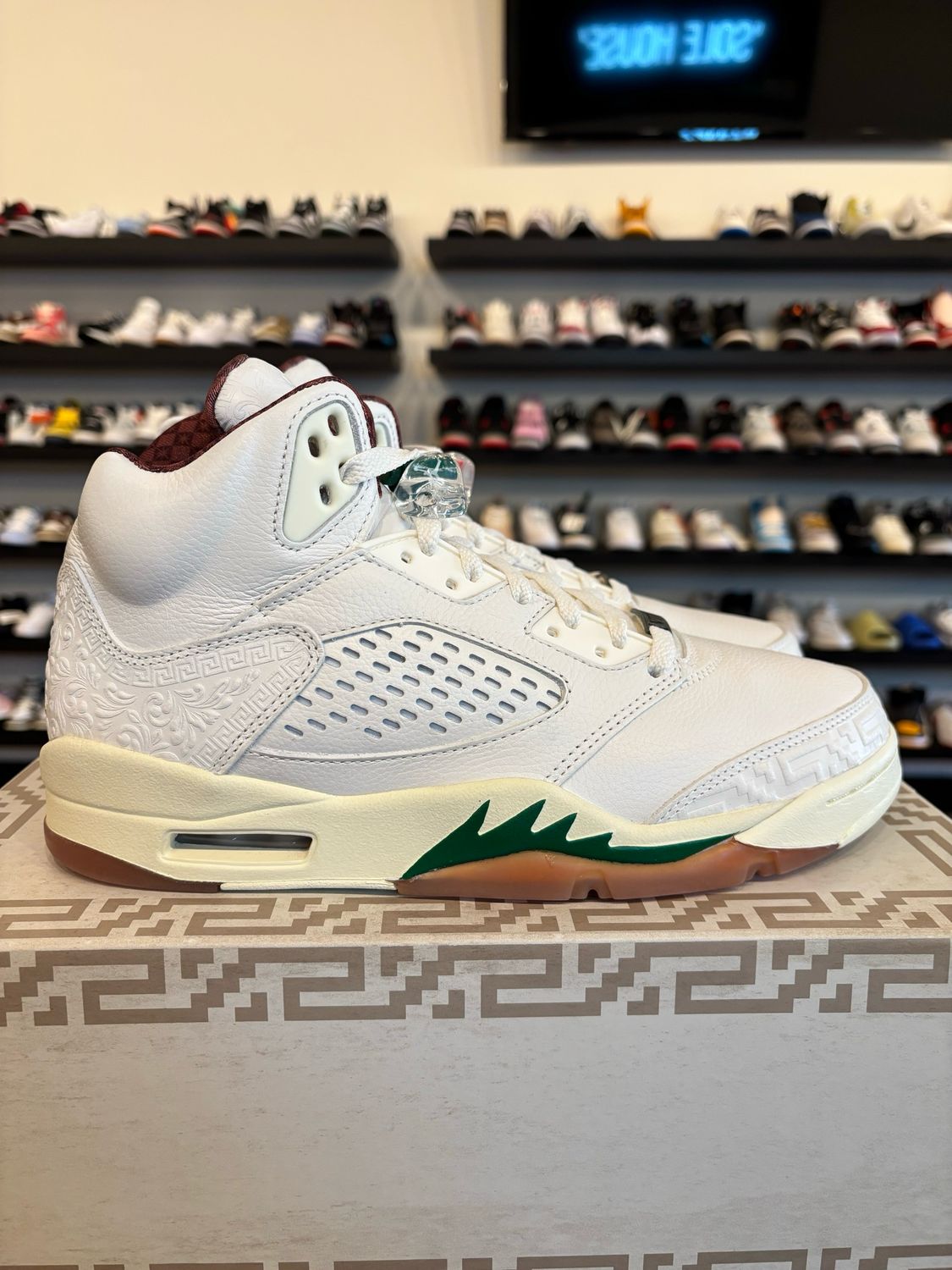 Jordan 5 El Grito Size 9.5 Brand New