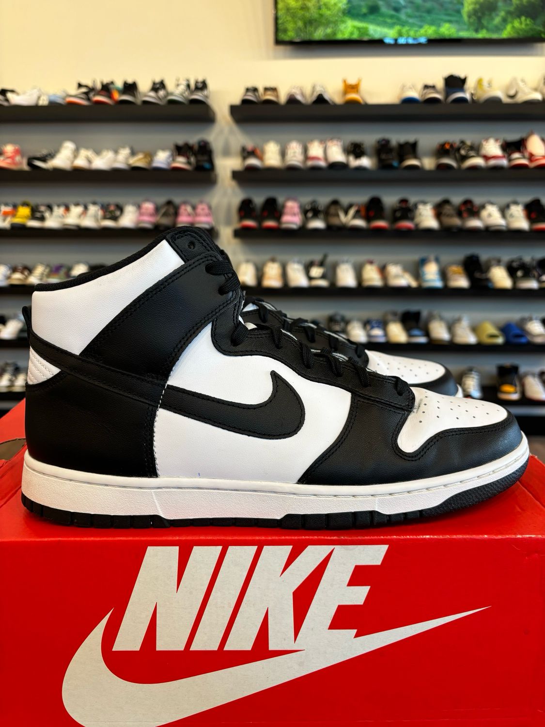 Nike Dunk High Panda Size 13 Pre-Owned