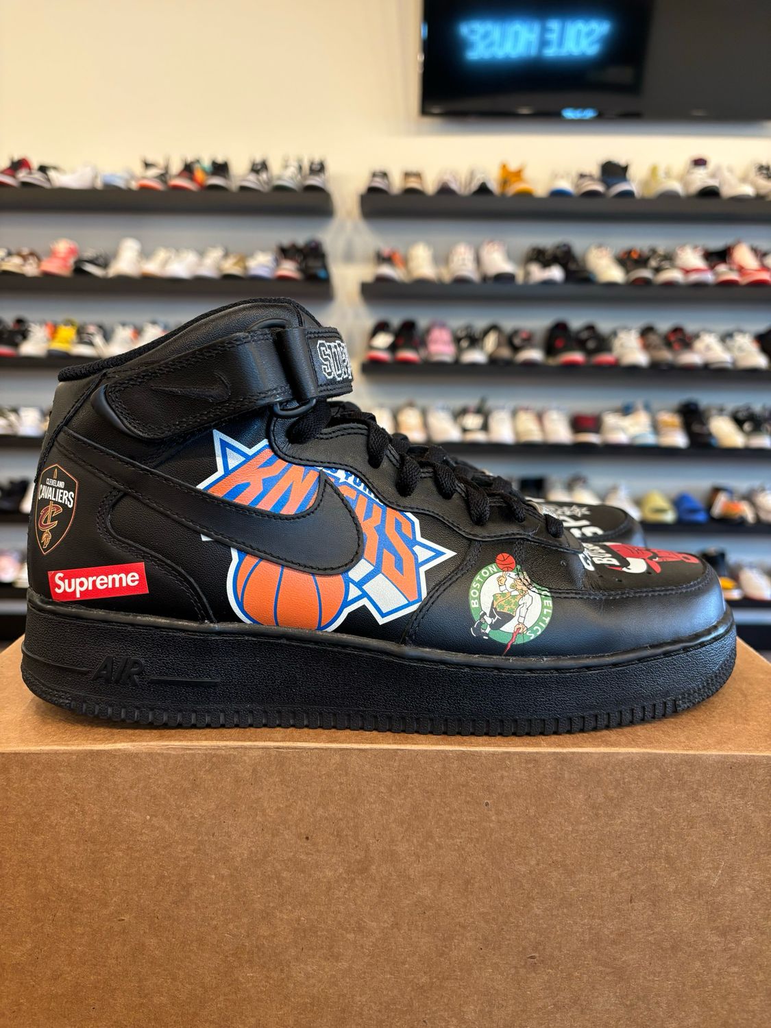 Nike Air Force 1 High Supreme NBA Size 10 Pre-Owned (No Box)