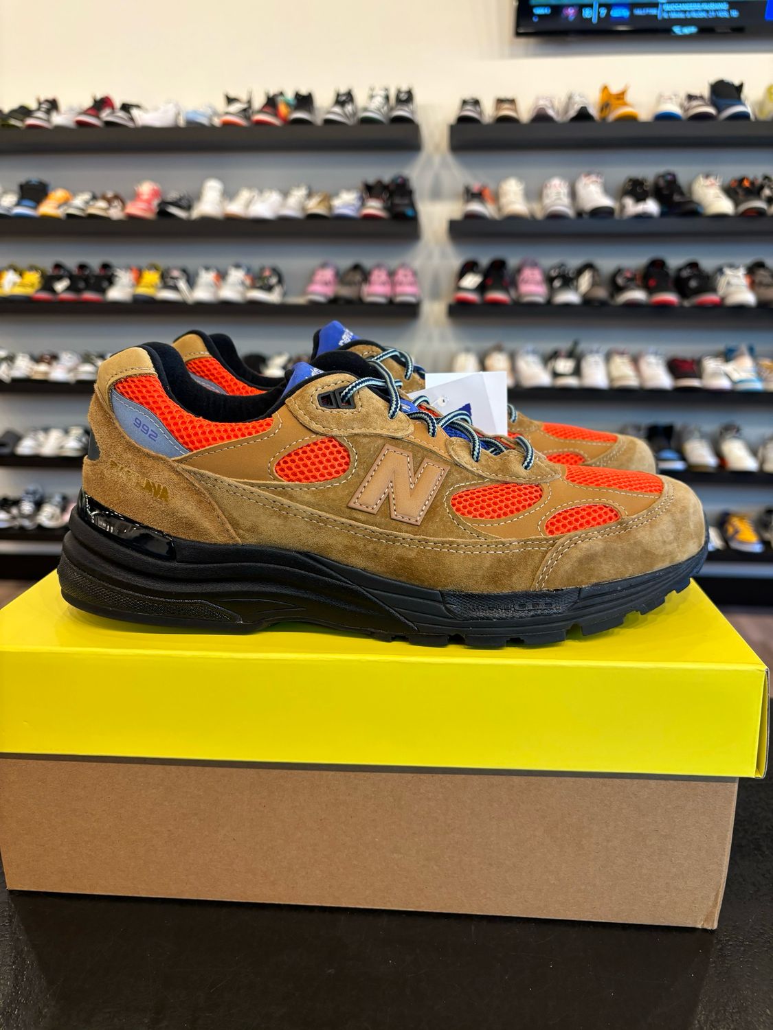 New Balance 992 Action Bronson Tiger Eye Size 10 Brand New