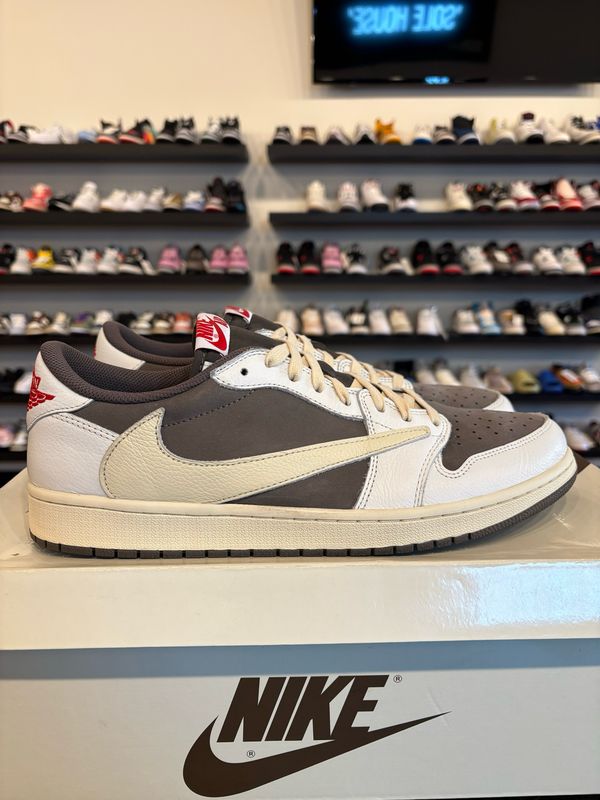 Jordan 1 Low Travis Scott Reverse Mocha Size 13 Pre-Owned