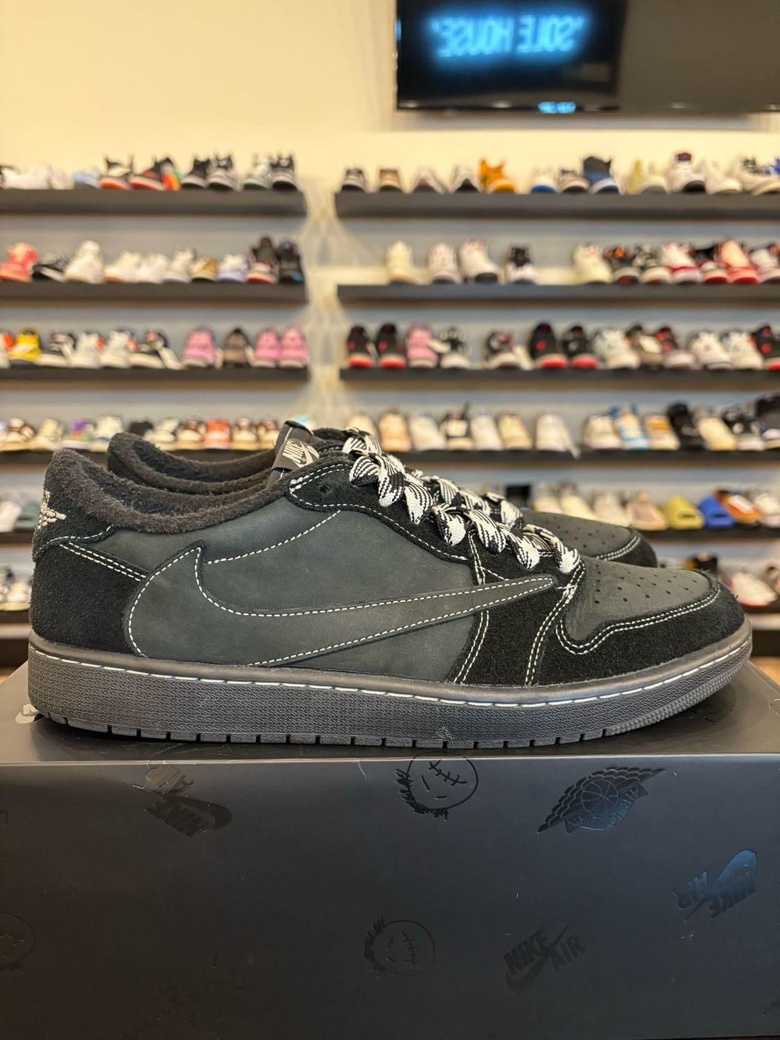 Jordan 1 Low Travis Scott Phantom Size 12 Pre-Owned