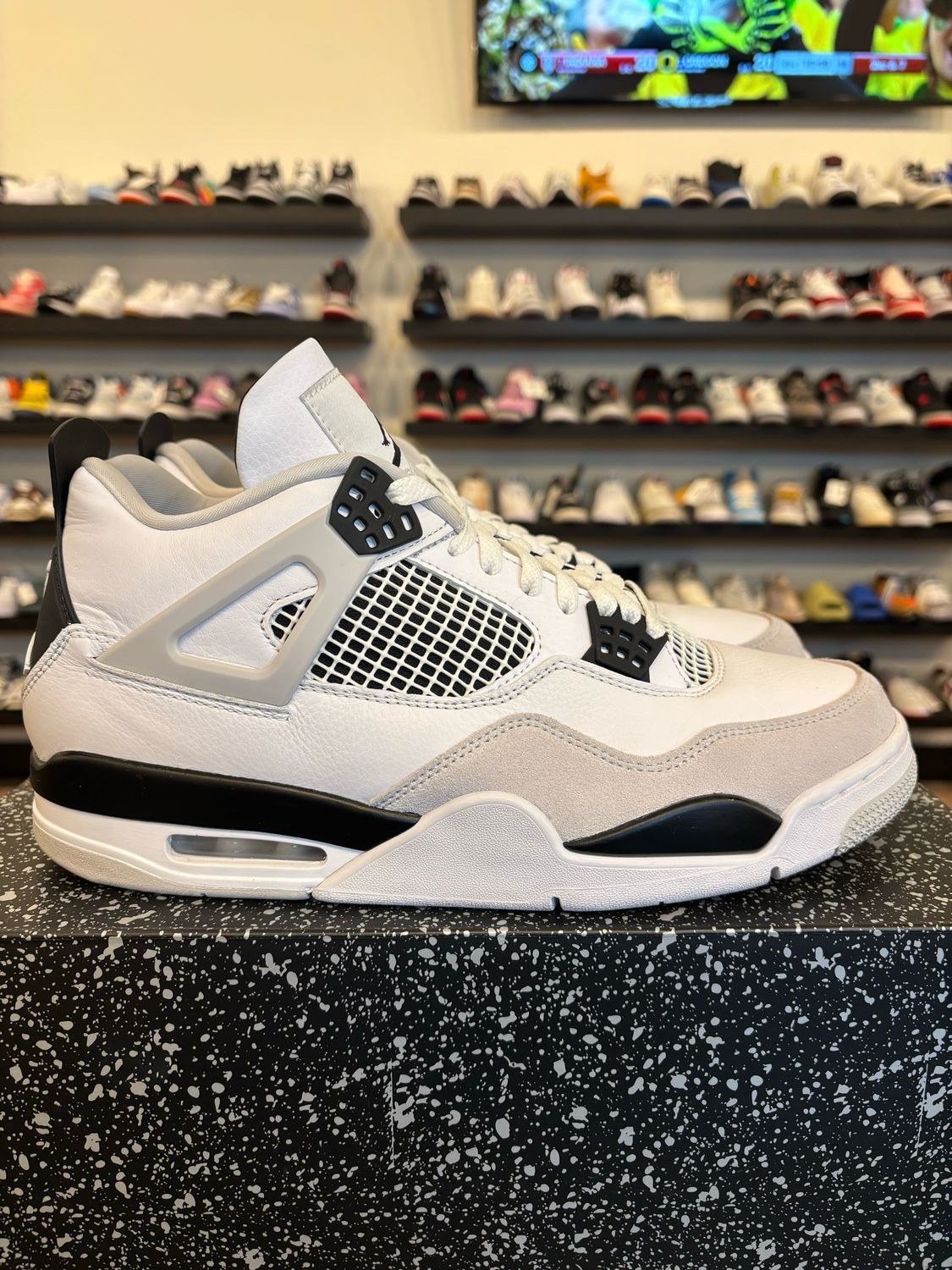 Jordan 4 Military Black Size 10.5 Pre-Owned