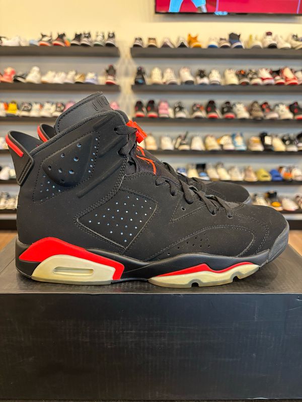 Jordan 6 Black Infrared 2019 Size 10 Pre-Owned
