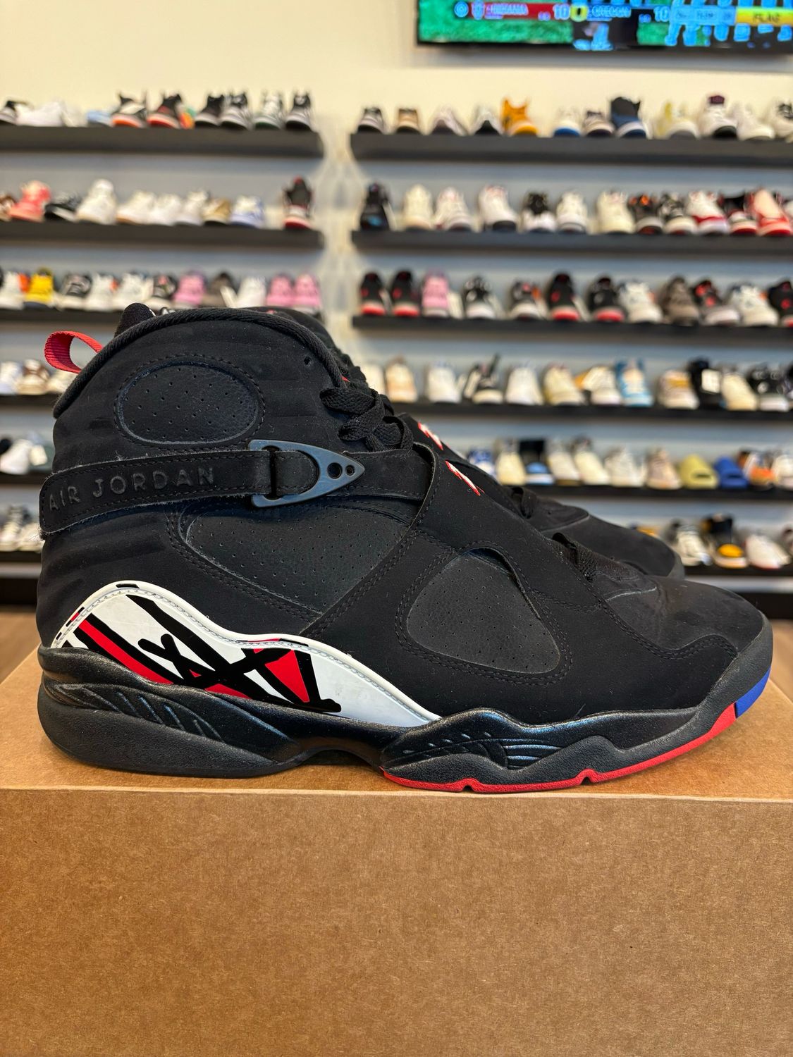 Jordan 8 Playoff 2023 Size 10 Pre-Owned (No Box)