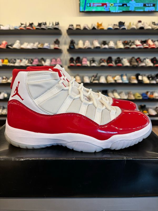 Jordan 11 Cherry Size 10.5 Pre-Owned