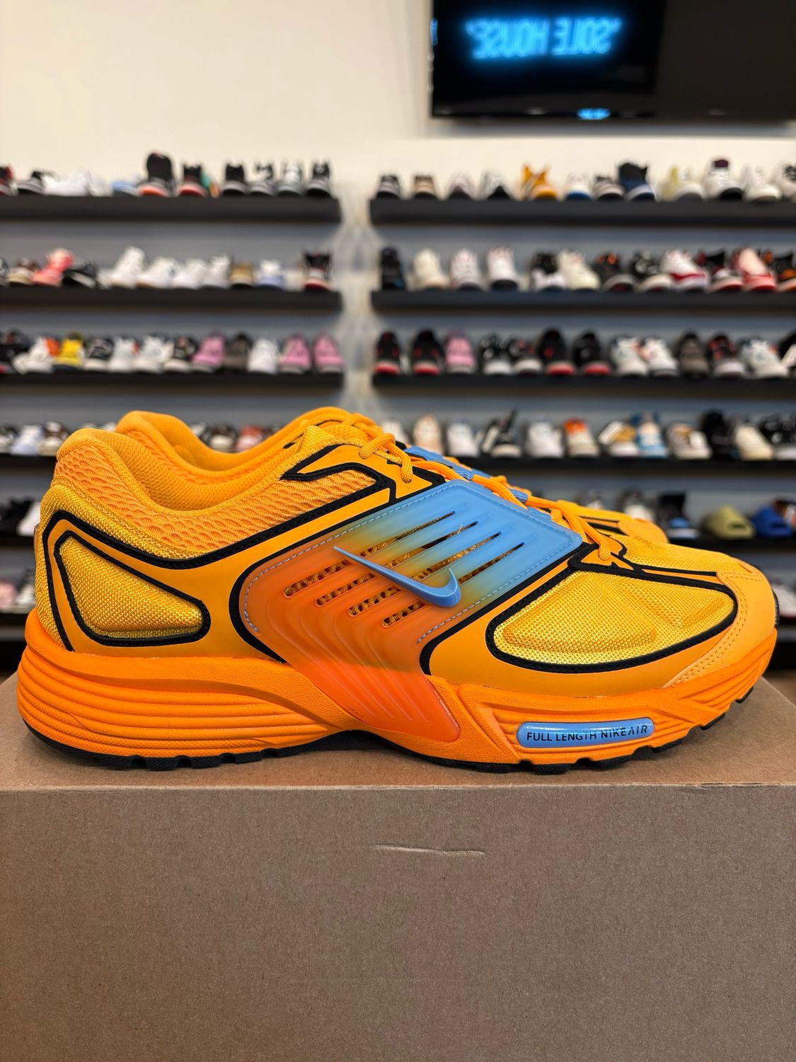 Nike Air Pegasus Wave Orange Size 11 Pre-Owned (No Box)