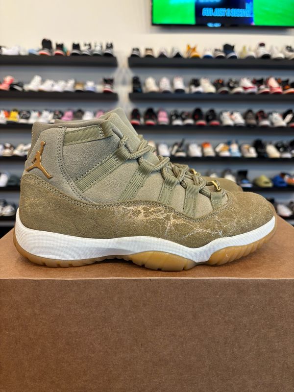 Jordan 11 Neutral Olive Size 6Y (7.5W) Pre-Owned (No Box)