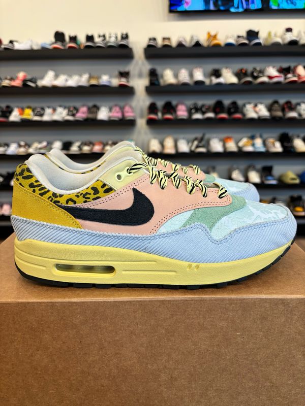 Nike Air Max 1 Multi Color Corduroy Size 8.5 (10W) Pre-Owned (No Box)