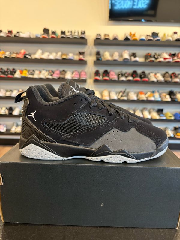 Jordan MVP 92 Black Grey Size 6.5Y (8W) Brand New