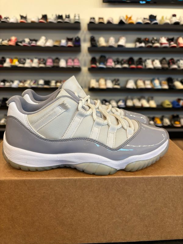 Jordan 11 Low Cement Grey Size 7 (8.5W) Pre-Owned (No Box)