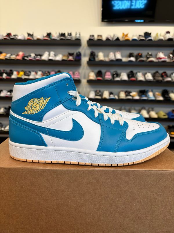 Jordan 1 Mid Aquatone Size 10.5 Pre-Owned (No Box)